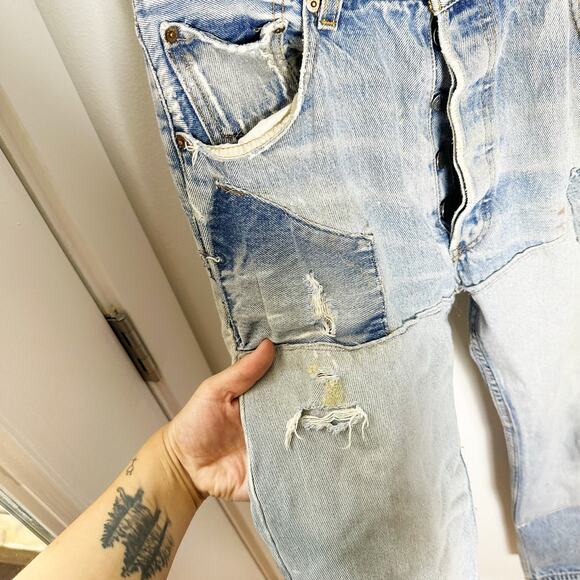 Levi's Light Wash 501 Button Fly Patchwork Straight Leg Jeans sz 34 - Picture 5 of 13